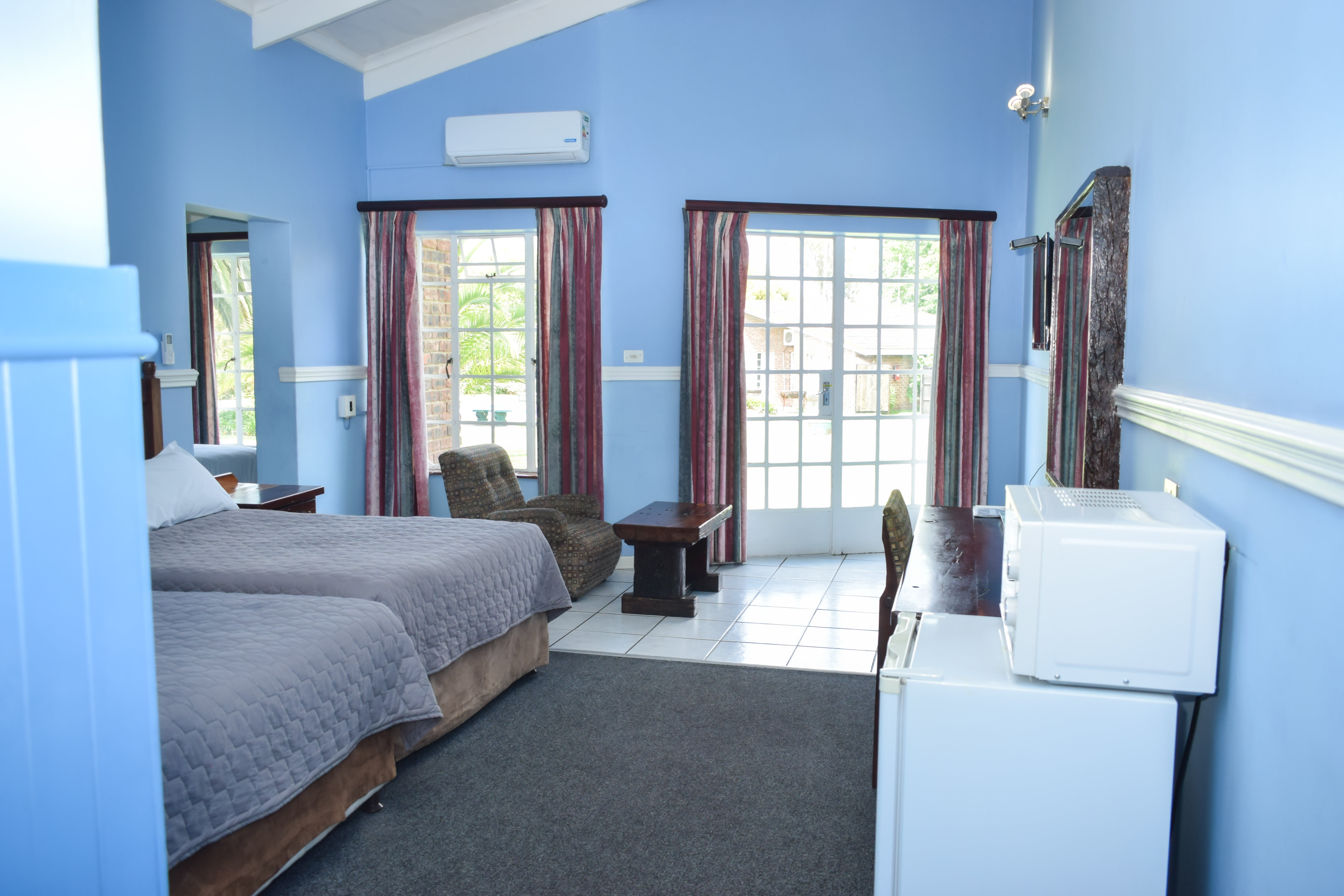 Family Room 1